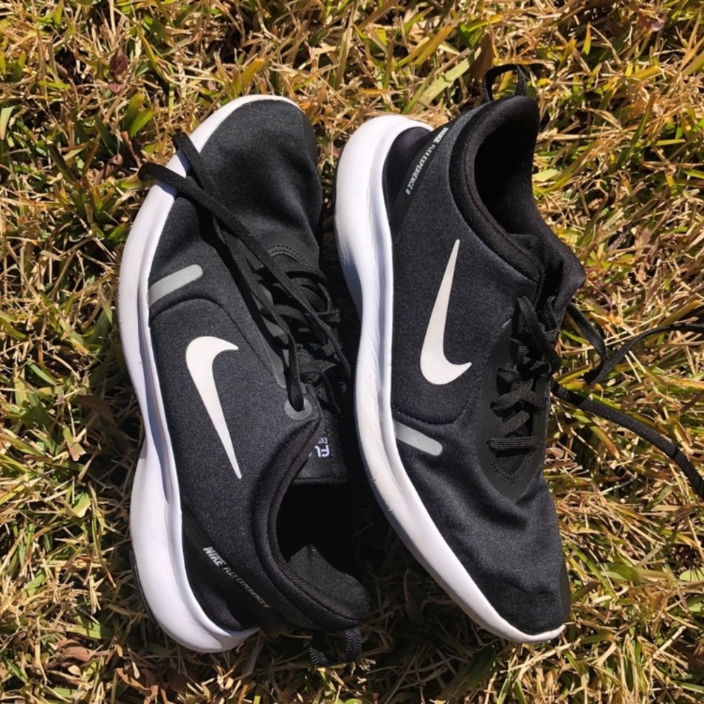 NIKE FLEX